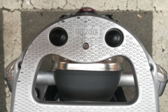 AAAAA!! STUFO ROBOT. Il nevrotico portapacchi di Bologna.