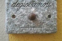 Mmm... Giova Abbellinato. Detto anche Piter Musz Durens. Il simpaticone della