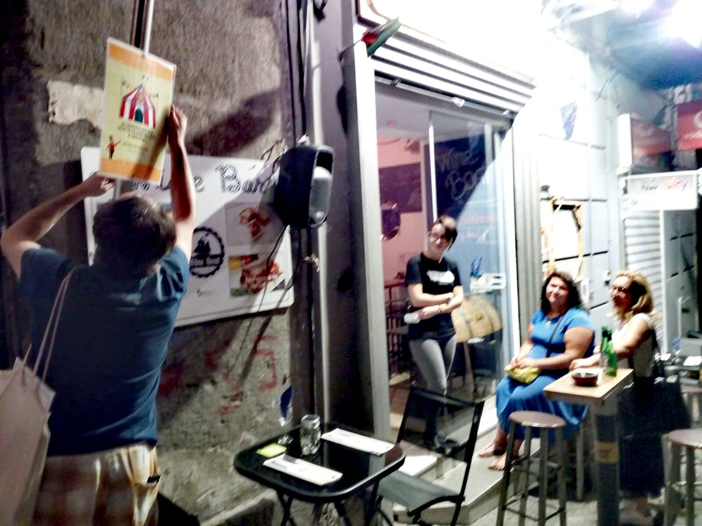 La notte porta l'erranza