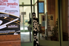 incursione alla biblioteca Ariostea