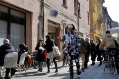 lancio del pentolaccio poetico