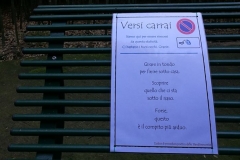 Comparse erranti tra le suggestioni di un mistico labirinto