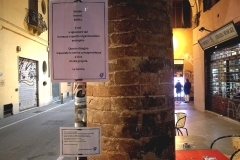 La notte porta poesia