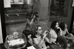 Pubblico-lato-strada