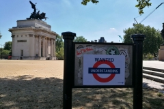 Mind the gap Hyde park corner