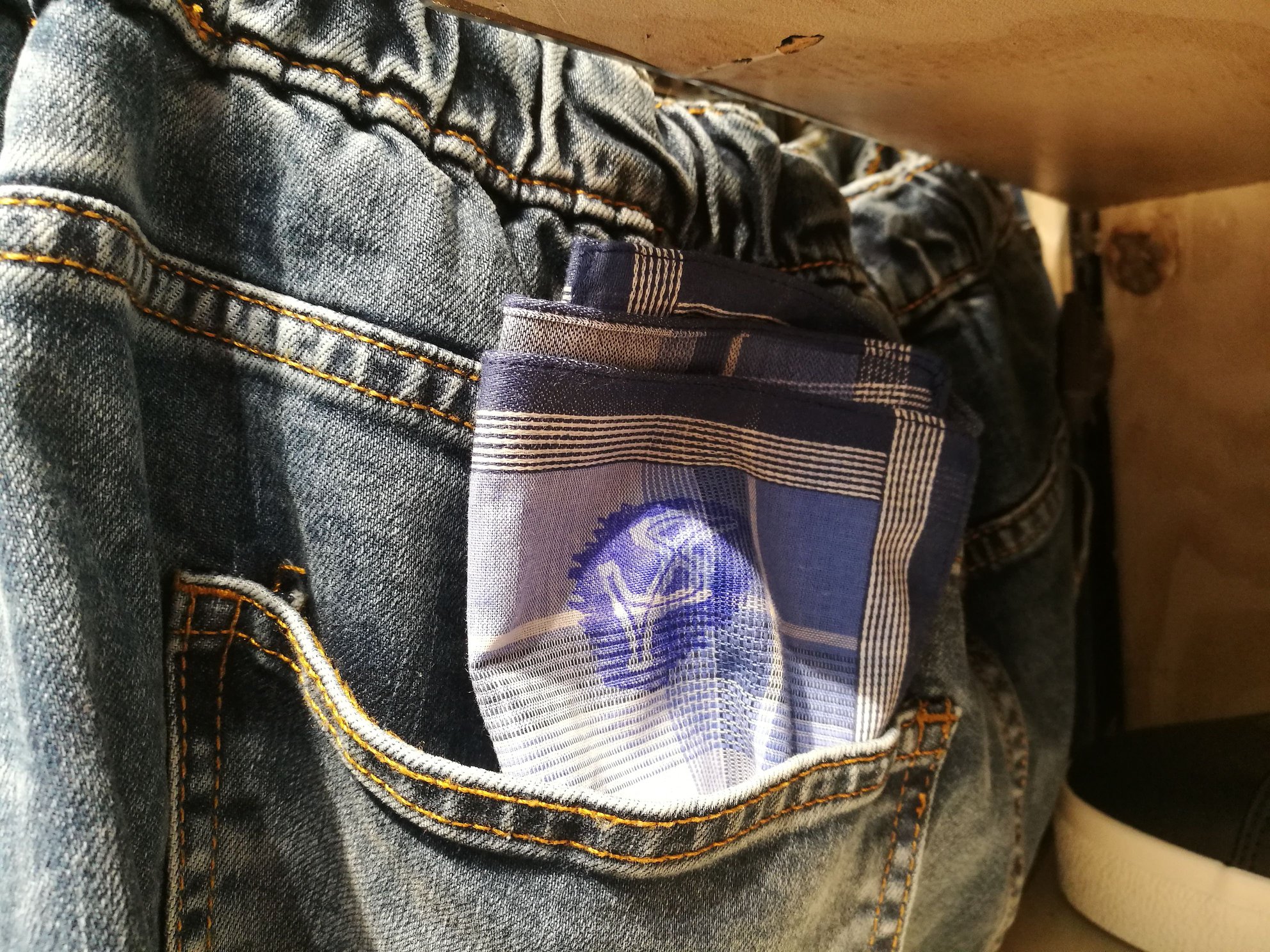 Il primo promemoria non si scorda mai. Disponibile in una tasca a caso di un pantalone di Bershka a Bologna