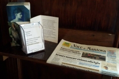 Quotidiano locale e poesia per pulirsi la bocca